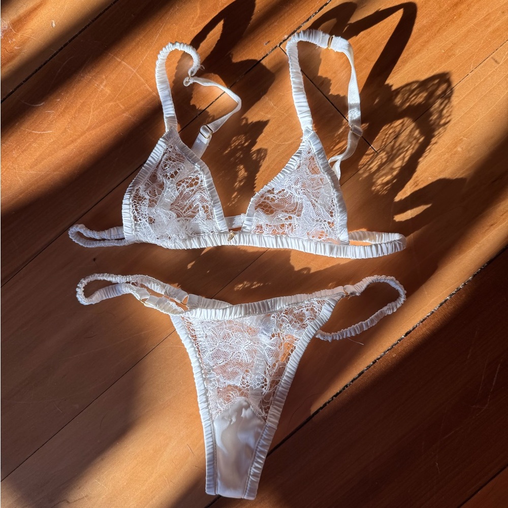Elegant White Lace Panty Set